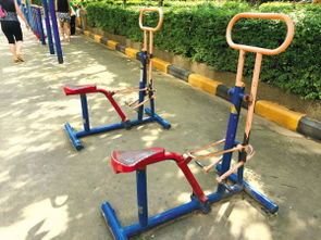 昆明主城区部分公共健身器材亟待更新维护